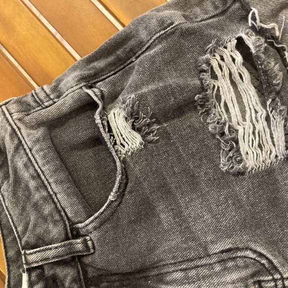 Black Washed PacSun Jean Shorts - Picture 5 of 5
